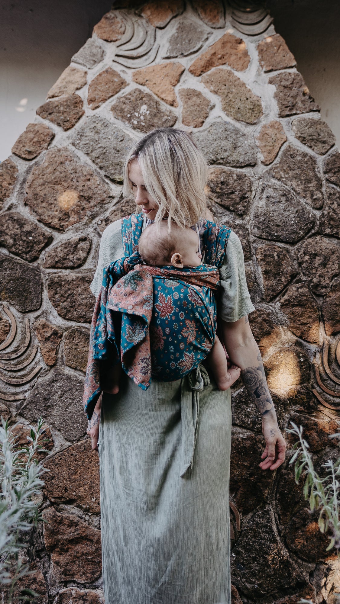 Deep Phirozi Baby Carrier – Chinar Collection – Almitra Tattva