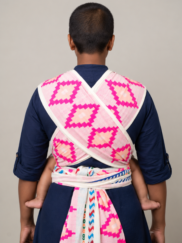 Shubra Meh Dai baby carrier showing the crossed back straps and waistband